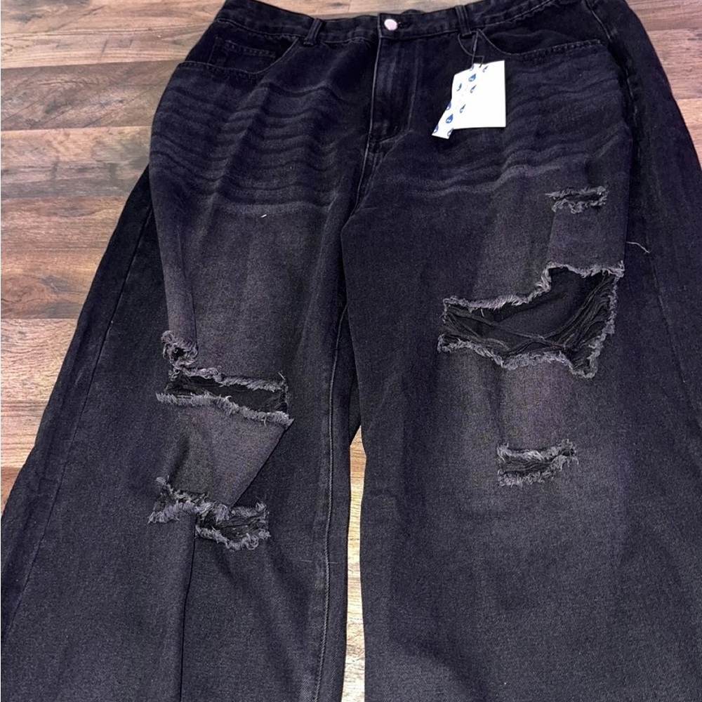 Womens plus size Black Distressed Jeans